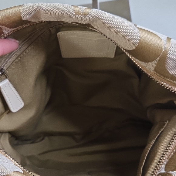 Coach Beige And White Crossbody - Picture 8 of 11